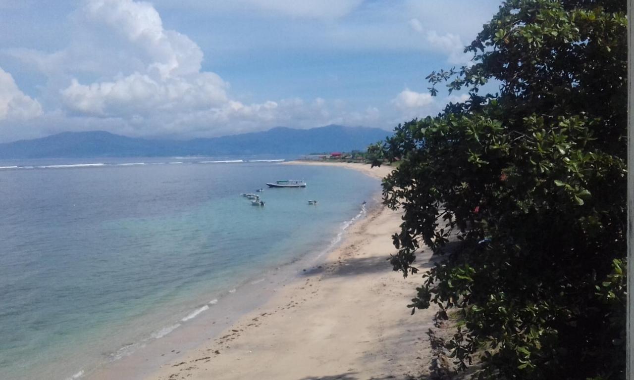 Lakey Beach Inn Hotel Huu Esterno foto